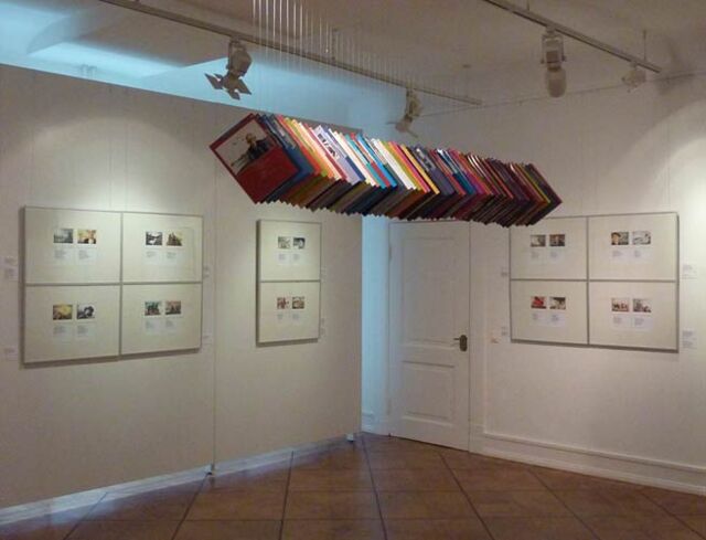 Und draußen ist die Welt - Bilder, Bücher & Objekte